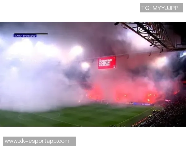 阿贾克斯与格罗宁根补赛因球迷烟火事件决定闭门进行